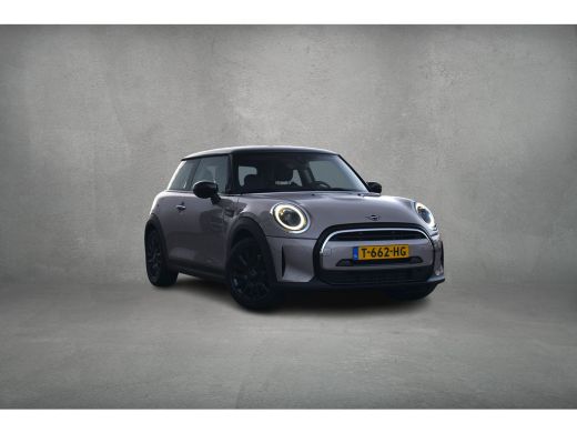 Mini Cooper 1.5 Cooper Camden Edition | Apple CarPlay | Half Leer | Cruise | Climate ActivLease financial lease