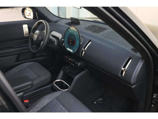 Mini Countryman E / LED / Head-Up / Stoelverwarming / Parking Assistant ActivLease financial lease