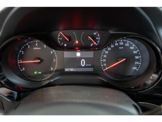 Opel Corsa 1.2 Edition | Stuurverwarming | Apple Carplay & Android Auto | Parkeersensoren | Cruise Controle ... ActivLease financial lease