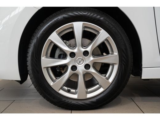 Opel Corsa 1.2 Edition | Stuurverwarming | Apple Carplay & Android Auto | Parkeersensoren | Cruise Controle ... ActivLease financial lease