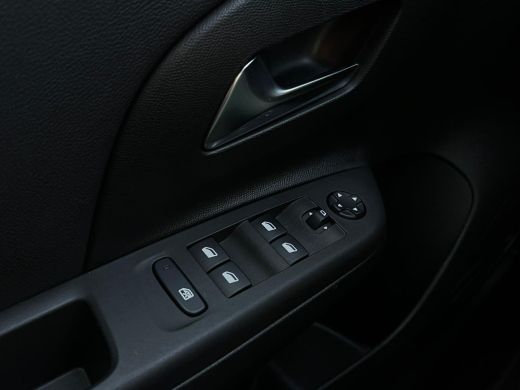 Opel Corsa 1.2 GS Line NL-AUTO | NAVI | STOEL-STUUR VERWARMING ActivLease financial lease