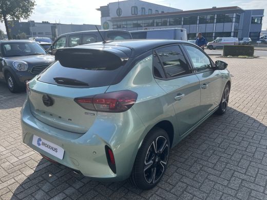 Opel Corsa Hybrid Yes | Cruise control | LED koplampen | Parkeersensor achter ActivLease financial lease