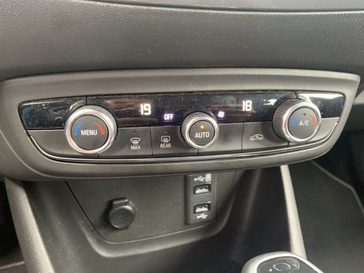 Opel Crossland X 1.2 Turbo Innovation | Climate control | Cruise control | Navigatie | Led | Automaat ! | ActivLease financial lease