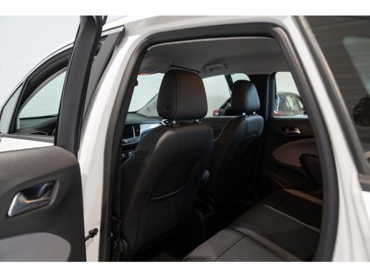 Opel Crossland X 1.2 Turbo Innovation | Climate Controle | Navigatie | Apple Carplay & Android Auto | Parkeersenso... ActivLease financial lease