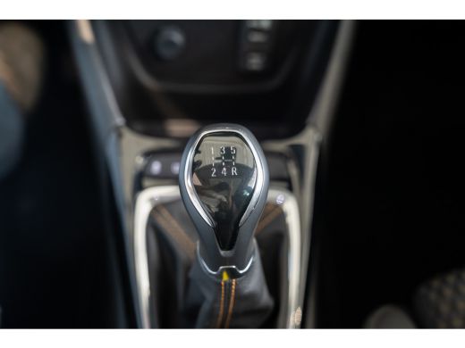 Opel Crossland X 1.2 Turbo Innovation | Panoramadak | Trekhaak | LED | Navi | Climate Controle | Camera | 17 Inch ... ActivLease financial lease