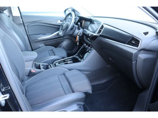 Opel Grandland 1.2 TURBO 130PK LEVEL 4 GS AUTOMAAT / NAVI / LEDER / CLIMA / LED / PDC / AGR / 18" LMV / WINTERPA... ActivLease financial lease