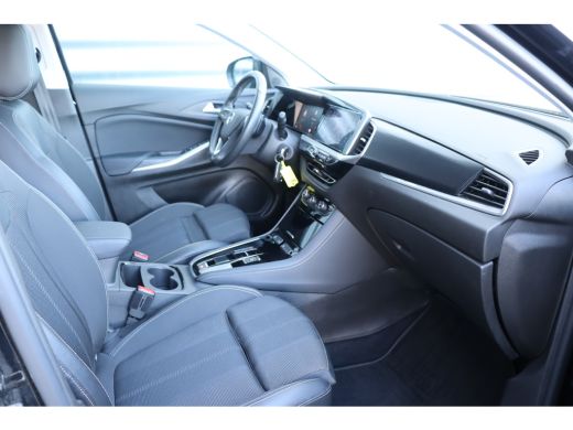 Opel Grandland 1.2 TURBO 130PK LEVEL 4 GS AUTOMAAT / NAVI / LEDER / CLIMA / LED / PDC / AGR / 18" LMV / WINTERPA... ActivLease financial lease