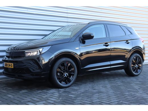 Opel Grandland 1.2 TURBO 130PK LEVEL 4 GS AUTOMAAT / NAVI / LEDER / CLIMA / LED / PDC / AGR / 18" LMV / WINTERPA... ActivLease financial lease