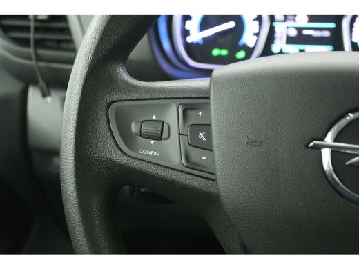 Opel Vivaro-e L2H1 Edition 75 kWh | Elektrisch | Airco | Cruise | 3-Zits | Carplay | Camera | Navi | Parkeersens. ActivLease financial lease