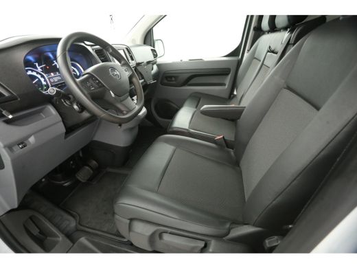 Opel Vivaro-e L2H1 Edition 75 kWh | Elektrisch | Airco | Cruise | 3-Zits | Carplay | Camera | Navi | Parkeersens. ActivLease financial lease