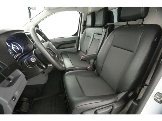 Opel Vivaro-e L2H1 Edition 75 kWh | Elektrisch | Airco | Cruise | 3-Zits | Carplay | Camera | Navi | Parkeersens. ActivLease financial lease