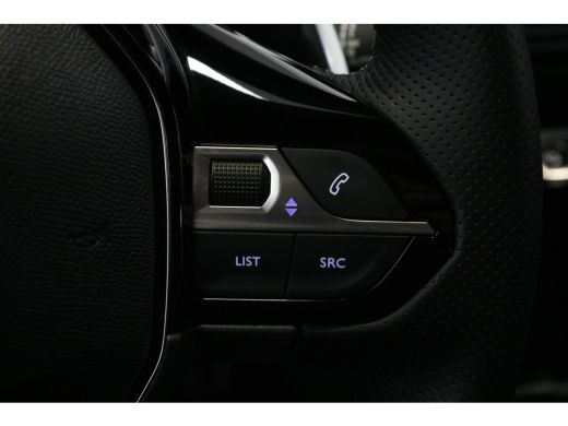 Peugeot 2008 1.2 Hybrid 136 GT | Navi | Camera | Ad. Cruise control | LMV 17'|  Keyless Entry | Apple Carplay ... ActivLease financial lease