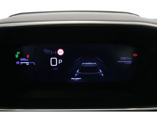 Peugeot 2008 1.2 Hybrid 136 GT | Navi | Camera | Ad. Cruise control | LMV 17'|  Keyless Entry | Apple Carplay ... ActivLease financial lease