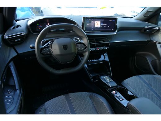 Peugeot 2008 1.2 HYBRID 136PK ALLURE AUTOMAAT / NAVI / CLIMA / PDC / 17"LMV / CAMERA V+A / KEYLESS / FULL-LED ... ActivLease financial lease