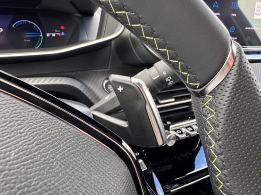 Peugeot 2008 1.2 Hybrid 145 GT Automaat | Voorraadvoordeel | Adaptive Cruise Control | Camera V + A | 18" Lich... ActivLease financial lease