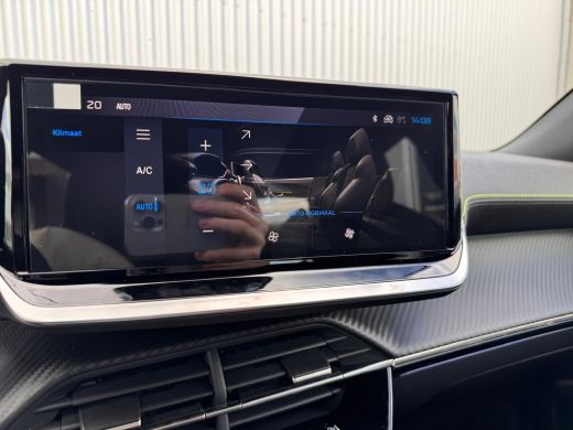 Peugeot 2008 1.2 Hybrid 145 GT Automaat | Voorraadvoordeel | Adaptive Cruise Control | Camera V + A | 18" Lich... ActivLease financial lease