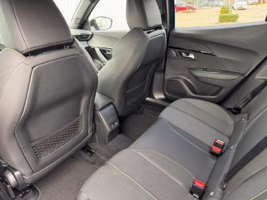 Peugeot 2008 1.2 Hybrid 145 GT Automaat | Voorraadvoordeel | Adaptive Cruise Control | Camera V + A | 18" Lich... ActivLease financial lease