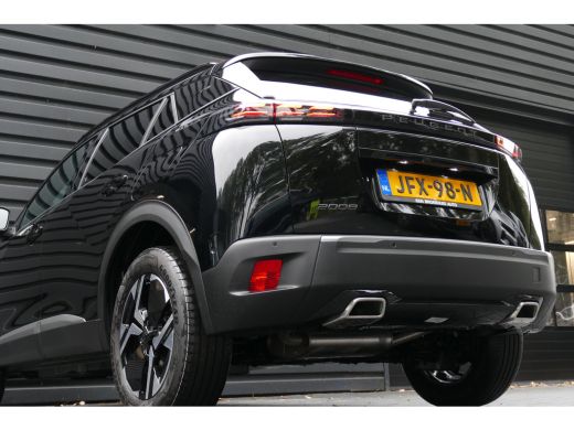 Peugeot 2008 1.2 PureTech 130 Allure / NAVI / CLIMA / PDC / 17"LMV / CAMERA V+A / FULL-LED / WINTERPAKKET / BL... ActivLease financial lease