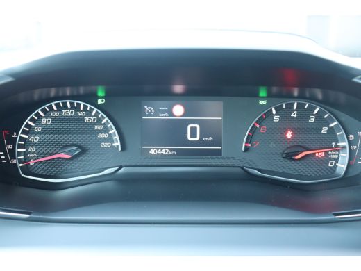 Peugeot 208 1.2 PURETECH 100PK ALLURE PACK / NAVI / LEDER / CLIMA / FULL-LED / PDC / CAMERA / 16" LMV / WINTE... ActivLease financial lease