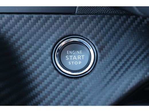 Peugeot 208 1.2 PURETECH 100PK ALLURE PACK / NAVI / LEDER / CLIMA / FULL-LED / PDC / CAMERA / 16" LMV / WINTE... ActivLease financial lease