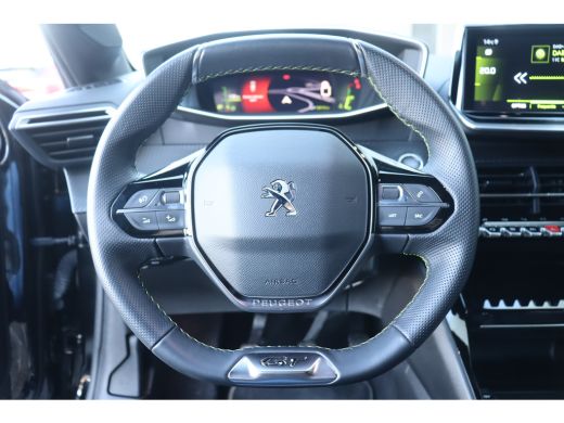 Peugeot 208 1.2 PURETECH 100PK GT PACK / NAVI / LEDER / CLIMA / PDC / 17" LMV / CAMERA / KEYLESS / ADAPT. CRU... ActivLease financial lease
