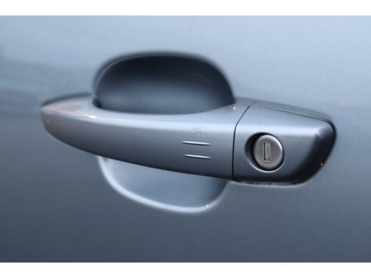 Peugeot Partner Partner 50KWH 136PK L1H1 ASPHALT AUTOMAAT / NAVI / CLIMA / LED / PDC / CAMERA / 16" LMV / DAB+ / ... ActivLease financial lease