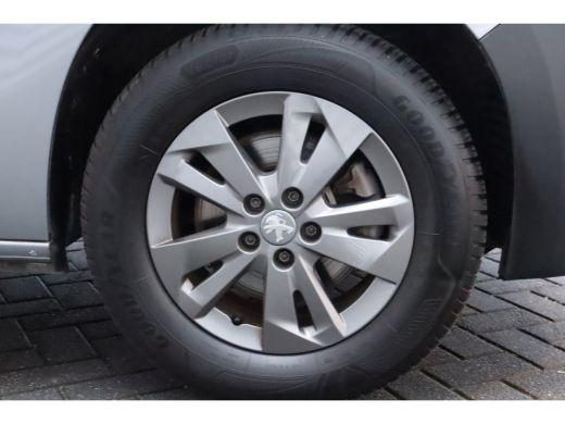 Peugeot Partner Partner 50KWH 136PK L1H1 ASPHALT AUTOMAAT / NAVI / CLIMA / LED / PDC / CAMERA / 16" LMV / DAB+ / ... ActivLease financial lease