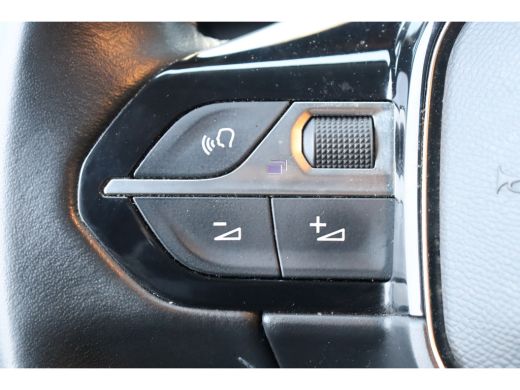 Peugeot Partner Partner 50KWH 136PK L1H1 ASPHALT AUTOMAAT / NAVI / CLIMA / LED / PDC / CAMERA / 16" LMV / DAB+ / ... ActivLease financial lease