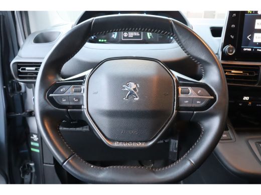 Peugeot Partner Partner 50KWH 136PK L1H1 ASPHALT AUTOMAAT / NAVI / CLIMA / LED / PDC / CAMERA / 16" LMV / DAB+ / ... ActivLease financial lease