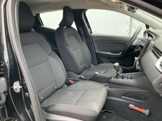 Renault Clio 1.0 TCe 90 Equilibre 1Eig Carplay Cruise DAB 5-Deurs Airco NL-Auto! ActivLease financial lease