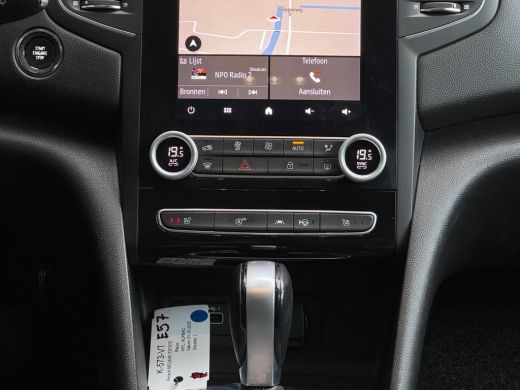 Renault Mégane Estate 1.3 TCe 160 Business Edition One NL-AUTO | VOL LEDER | STOELVERWARMING ActivLease financial lease