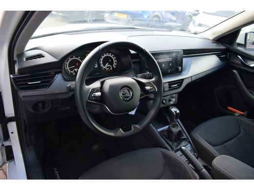 Skoda Kamiq 1.0 TSI Ambition | Automaat | Trekhaak | Apple CarPlay | Airco ActivLease financial lease