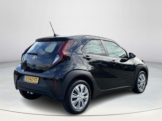 Toyota Aygo 1.0 VVT-i MT Play | All-in prijs | Apple/Android | Camera | Cruise Control | ActivLease financial lease