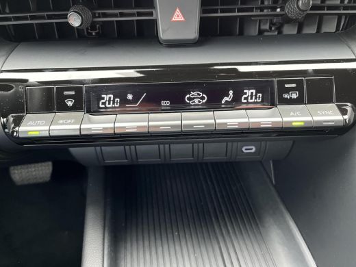 Toyota C-HR 1.8 Hybrid 140 Dynamic | All-in prijs | Apple/Android | Camera | Cruise Control | Parkeersensoren | ActivLease financial lease
