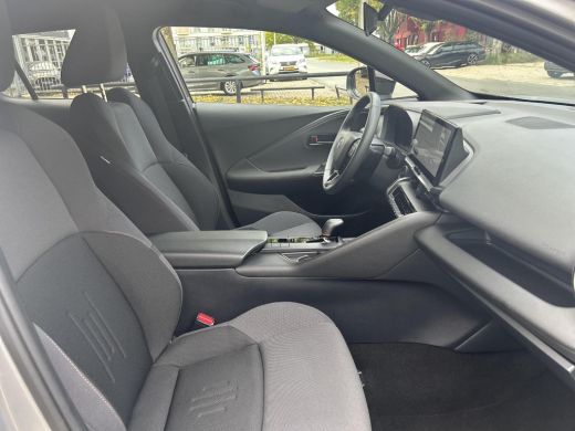 Toyota C-HR 1.8 Hybrid 140 First Edition ActivLease financial lease