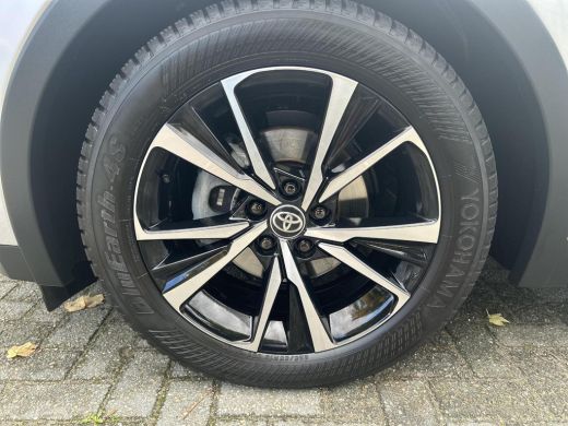 Toyota C-HR 1.8 Hybrid 140 First Edition ActivLease financial lease