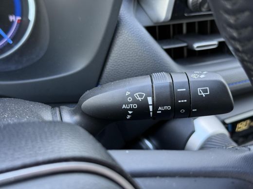 Toyota RAV4 2.5 Hybrid Bi-Tone **TREKHAAK/ NAVIGATIE/ APPLE CARPLAY/ KEYLESS/ STOELVERWARMING** ActivLease financial lease