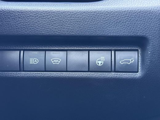 Toyota RAV4 2.5 Hybrid Bi-Tone **TREKHAAK/ NAVIGATIE/ APPLE CARPLAY/ KEYLESS/ STOELVERWARMING** ActivLease financial lease