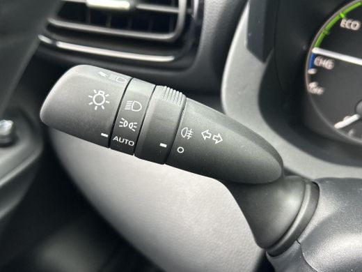 Toyota Yaris 1.5 Hybrid 115 Comfort | Nieuwe auto | Direct uit voorraad leverbaar | ActivLease financial lease