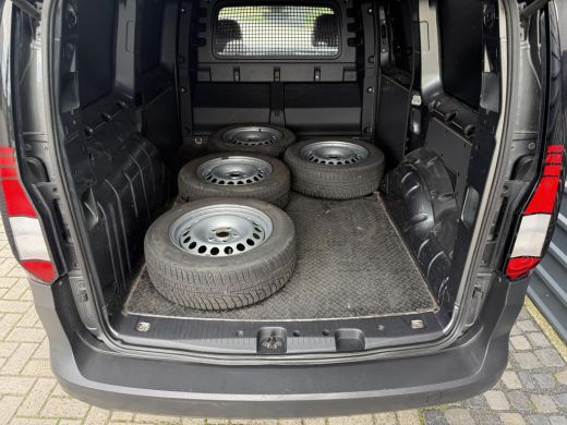 Volkswagen Caddy 2.0 TDI 102 PK Airco Achterklep met ruit ActivLease financial lease