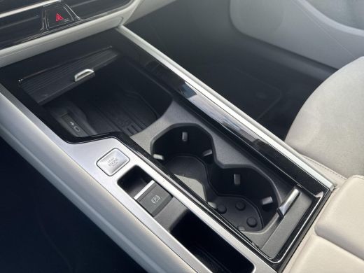 Volkswagen Passat Variant 1.5 eHybrid Elegance | PHEV | Led | Ergo | Trekhaak | 5 jr fabrieksgarantie | SOH 101% | ActivLease financial lease