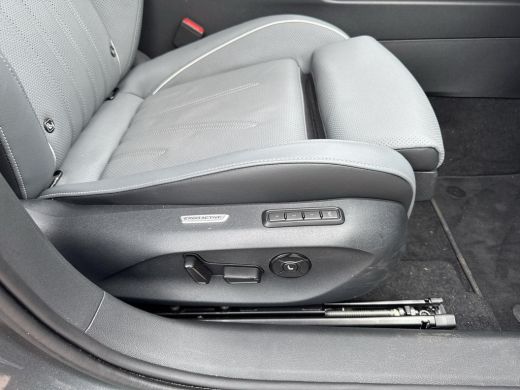 Volkswagen Passat Variant 1.5 eHybrid Elegance | PHEV | Trekhaak | Leder | 5 jr fabrieksgarantie | ActivLease financial lease