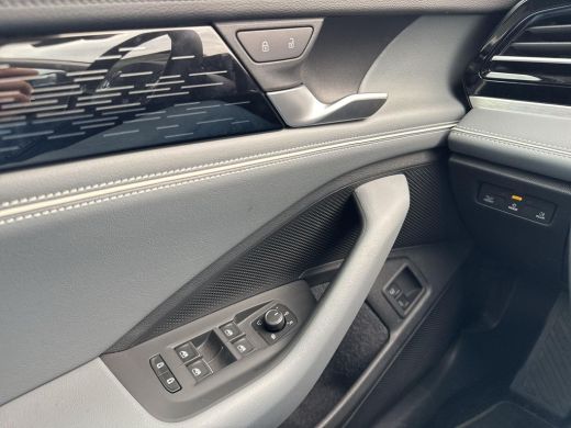 Volkswagen Passat Variant 1.5 eHybrid Elegance | PHEV | Trekhaak | Leder | 5 jr fabrieksgarantie | ActivLease financial lease