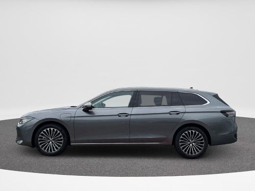 Volkswagen Passat Variant 1.5 eHybrid Elegance | PHEV | Trekhaak | Leder | 5 jr fabrieksgarantie | ActivLease financial lease