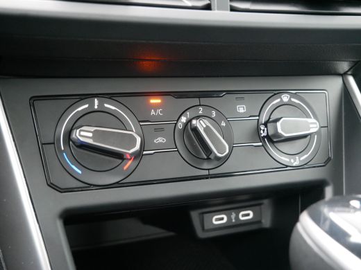 Volkswagen Polo 1.0 TSI Life 95PK DSG | Airco | Lichtmetalen velgen 15" | Parkeersensor voor en achter ActivLease financial lease