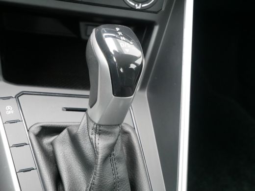 Volkswagen Polo 1.0 TSI Life 95PK DSG | Airco | Lichtmetalen velgen 15" | Parkeersensor voor en achter ActivLease financial lease