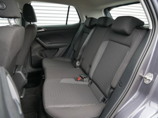 Volkswagen T-Cross 1.0 TSI Life | Airco | Cruise control adaptief | Parkeersensor voor en achter ActivLease financial lease