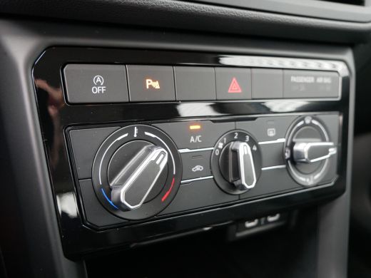 Volkswagen T-Cross 1.0 TSI Life | Airco | Cruise control adaptief | Parkeersensor voor en achter ActivLease financial lease