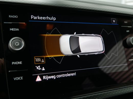 Volkswagen T-Cross 1.0 TSI Life | Airco | Cruise control adaptief | Parkeersensor voor en achter ActivLease financial lease