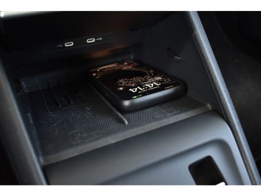 Volkswagen Tiguan 1.5 eTSI DSG LIFE IQ-LIGHT/NAVI/TREKHAAK ActivLease financial lease